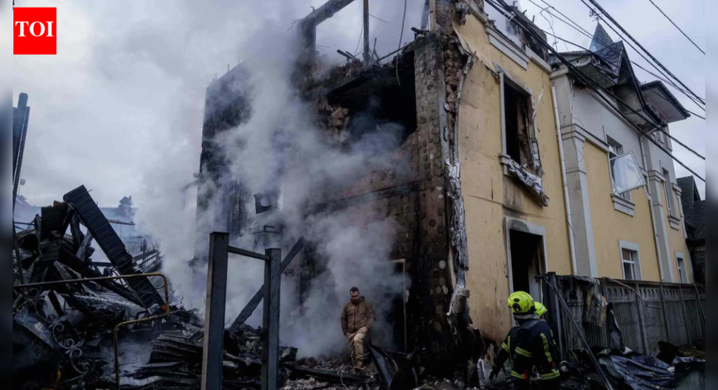 रशिया-युक्रेन युद्ध: कीवमध्ये ताज्या हल्ल्यांसह हल्ले वाढले; 2 नागरिक ठार