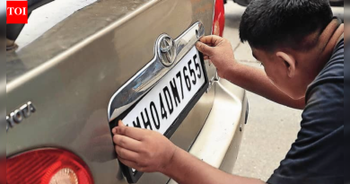 अंतिम मुदत संपली: 27L महाराष्ट्र वाहनांनी अद्याप उच्च सुरक्षा नोंदणी प्लेट्स वापरणे बाकी आहे; आरटीओ अंमलबजावणी सुरू करणार | पुणे बातम्या