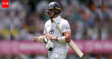 ‘तुम्ही कधीही पहाल असा डम्बेस्ट शॉट’: माजी ऑस्ट्रेलियाचे प्रशिक्षक इंग्लंडच्या स्टारवर अश्रू ढाळले