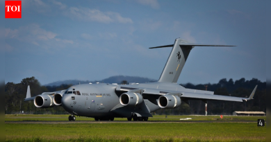 यूएस युद्ध विमाने आणि एलिट युनिट्स शनिवार व रविवारपासून ब्रिटनमध्ये उतरत आहेत