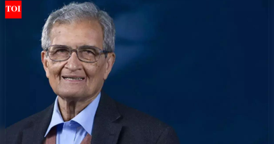 EC अधिकाऱ्यांनी अमर्त्य यांच्या शांतिनिकेतनच्या घरी एसआयआर नोटीस दिली; नोबेल पारितोषिक विजेते आणि त्यांची दिवंगत आई यांच्यातील वयातील फरक दर्शवितो