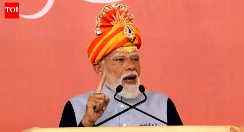 ‘गझनीपासून औरंगजेबपर्यंत’: पंतप्रधान मोदींनी सोमनाथ येथे इतिहासाला साद घातली; मंदिराची लवचिकता अधोरेखित करते