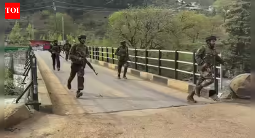 जम्मूच्या कानाचकमध्ये आंतरराष्ट्रीय सीमेजवळ सॅटेलाइट-कम्युनिकेशनने शोध मोहीम सुरू केली