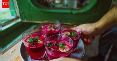 बीटरूट कांजीचे व्हेरिएशन तुम्ही या हिवाळ्यात ट्राय करू शकता |