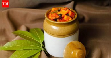 लोणचे बनवण्याच्या सामान्य चुका: घरगुती लोणचे नष्ट करू शकणारे घटक |