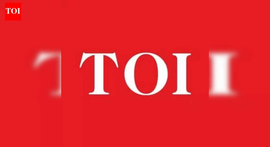 खुनाचा आरोपी घरी तपासादरम्यान पोलिसाला धक्काबुक्की करून पळून गेला