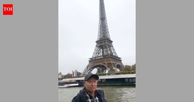 या चिनी काकांची पॅरिसची छायाचित्रे ऑनलाइन का लोकप्रिय झाली आहेत आणि लोक त्यामध्ये काय पाहत आहेत