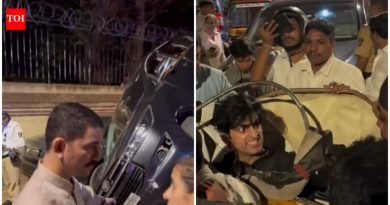 अक्षय कुमारच्या एस्कॉर्ट कारला मुंबईत भीषण अपघात; रिक्षा खराब झाली, थांबलेल्या व्यक्तींना मदतीचा हात, कोणतीही जीवितहानी झाली नाही |