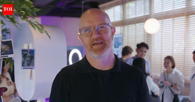 मेटा च्या एशिया पॉलिसी प्रमुख सोडत आहेत; LinkedIn वरील ‘फेअरवेल नोट’ मध्ये म्हणते: मी नुकतेच मेटा येथे माझे 14 वे वर्ष पूर्ण झाल्याचा आनंद साजरा केला, ते म्हणजे…