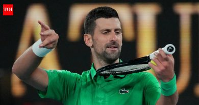 नोव्हाक जोकोविच 400 ग्रँड स्लॅम जिंकणारा पहिला खेळाडू, रॉजर फेडररच्या ऑस्ट्रेलियन ओपनच्या विक्रमाशी बरोबरी | टेनिस बातम्या