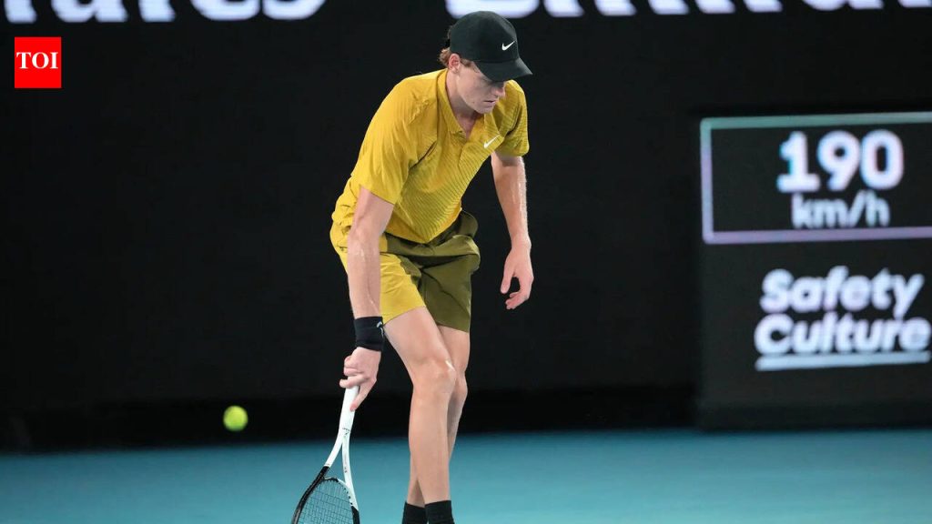 उष्णता, पेटके आणि अनागोंदी: जॅनिक सिनर चौथ्या फेरीत पोहोचण्यासाठी मेलबर्न फर्नेसमधून वाचला | टेनिस बातम्या