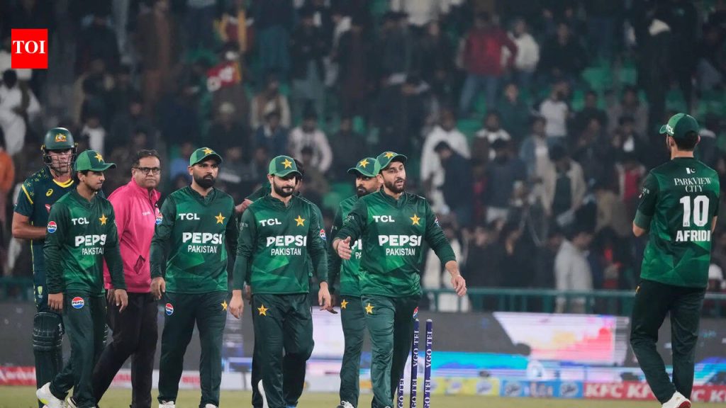 T20 वर्ल्ड कप पंक्ती: ‘नही खेलेंगे’- पाकिस्तानच्या माजी कर्णधाराने भारताच्या सामन्यावर बहिष्कार टाकण्याची योजना मांडली | क्रिकेट बातम्या