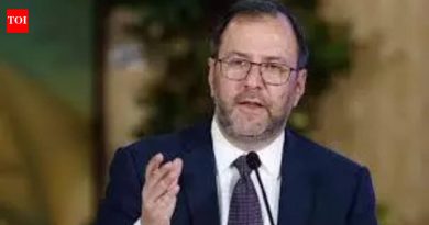 ‘दंडात्मक’: व्हेनेझुएलाने क्युबाला तेल पुरवठा करणाऱ्या देशांवर यूएस टॅरिफची निंदा केली