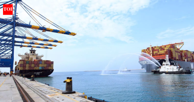 भारत रशियाऐवजी व्हेनेझुएलाकडून तेल खरेदी करणार? 25% टॅरिफचा प्रतिकार करण्यासाठी यूएस पिच