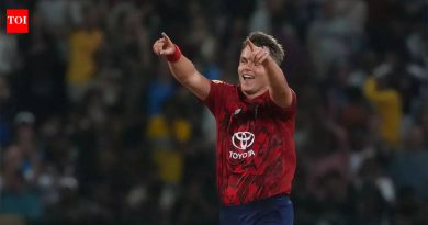 1ली T20I: सॅम करनच्या हॅट्ट्रिकमुळे इंग्लंडचा श्रीलंकेवर 11 धावांनी DLS विजय | क्रिकेट बातम्या