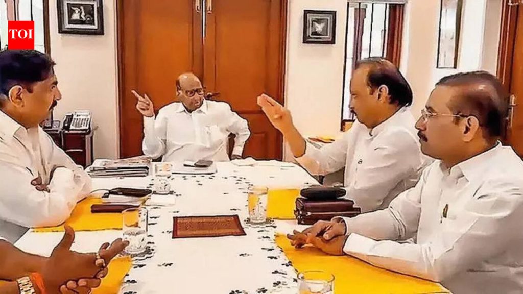पवार कुटुंबातील ताणतणावात राष्ट्रवादीतील विलीनीकरणाची चर्चा रखडली | पुणे बातम्या