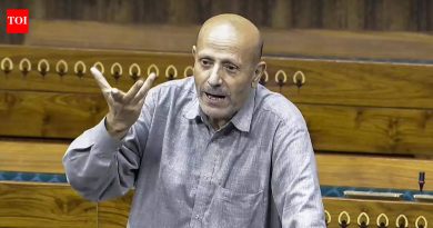 खासदार रशीद यांच्या पक्षाने पीओकेमधील माजी अतिरेक्यांच्या नातेवाईकांना नागरिकत्व मागितले आहे