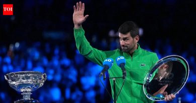‘उद्या काय होईल हे देवाला ठाऊक’: नोव्हाक जोकोविच पहिल्या ऑस्ट्रेलियन ओपनच्या अंतिम पराभवानंतर अनिश्चित भविष्याकडे इशारा करतो