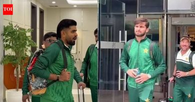 T20 विश्वचषक नाटक: भारताच्या बहिष्काराच्या वादात पाकिस्तान श्रीलंकेला रवाना झाला