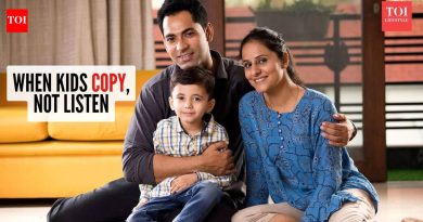 आजचे पालकत्व कोट: “मुले त्यांच्या वडिलांचे ऐकण्यात कधीच चांगली नसतात, परंतु त्यांचे अनुकरण करण्यात ते कधीही कमी पडले नाहीत.” – जेम्स बाल्डविन |