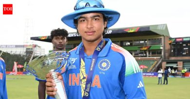 ‘पापा, प्रणाम’: ट्रॉफीसह वैभव सूर्यवंशी यांचे भावनिक पहिले शब्द व्हायरल