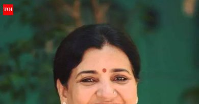 पीएमसी कर्मचारी निवासस्थानांच्या पुनर्विकासासाठी राज्य सरकार धोरणावर काम करत आहे: मिसाळ