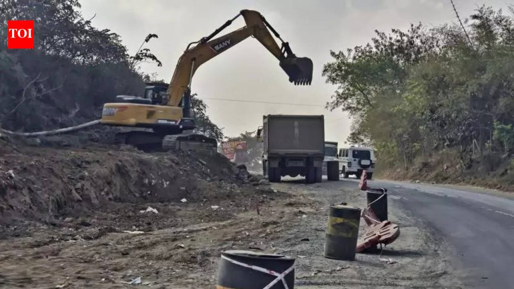 कोल्हापूर आणि रत्नागिरीला जोडणाऱ्या नवीन घाट रस्त्यांबाबत बैठक